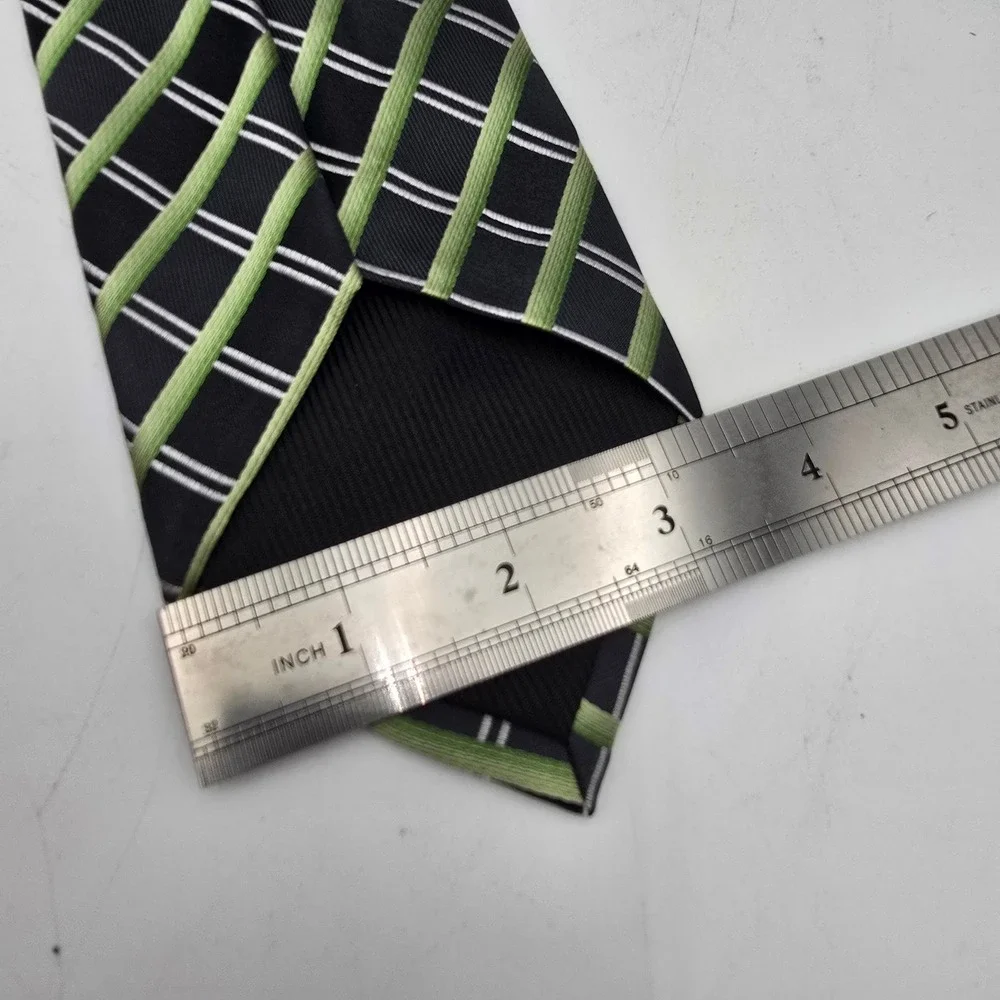 Geoffrey Beene 100% Silk Black Green White Striped Plaid‎ Neck Tie Hand Made